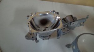 BMW X3 F25 - замена выгоревших би-ксеноновых модулей BOSCH AL