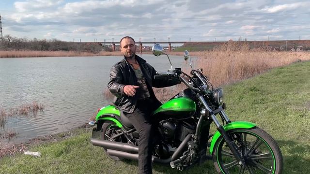 Honda VTX1300 vs Kawasaki VN900 Vulcan смотреть онлайн