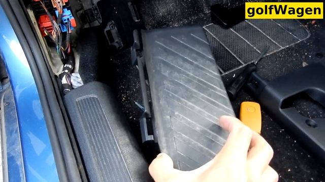 VW Golf 7 kick panel replacement смотреть онлайн