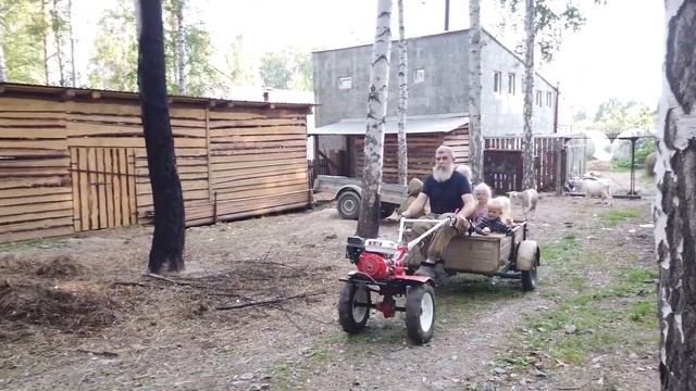 Как точить отбить оттянуть косу. Смотреть до конца. //Живая Баня Иван Бояринцев смотреть онлайн