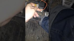 ВАЗ 2110 2004  Не Выключается зажигание !! Машина заводится но не глохнет!