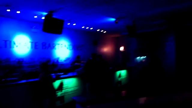 " The Ultimate Bartending Experience" смотреть онлайн