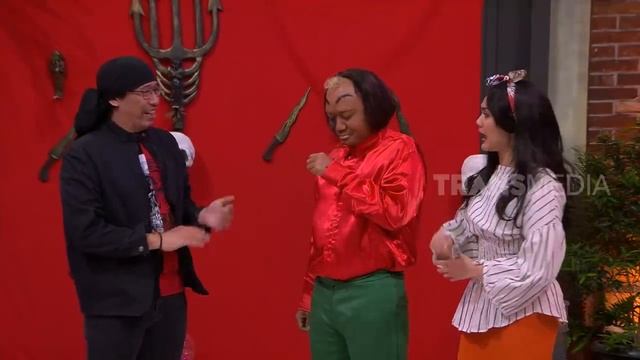 Denny Potong Rambut Pakai Api | OPERA VAN JAVA (28/04/19) Part 3 смотреть онлайн