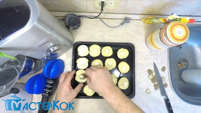 Картофель запеченный в кожуре половинками | Картопля запечена в шкірці половинками смотреть онлайн