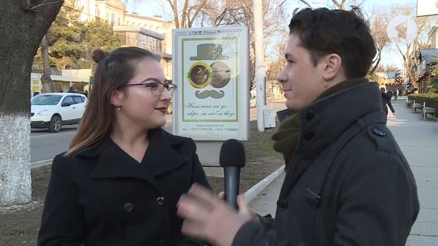 «Сарафан работает»: на Масленицу в одном блине будут ключи от автомобиля / Сарафан-шоу смотреть онлайн