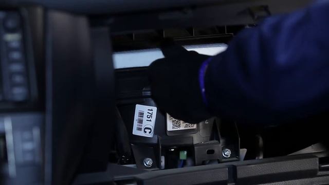 Návod: Ako vymeniť kabínový filter na TOYOTA AVENSIS 2 Т25 смотреть онлайн