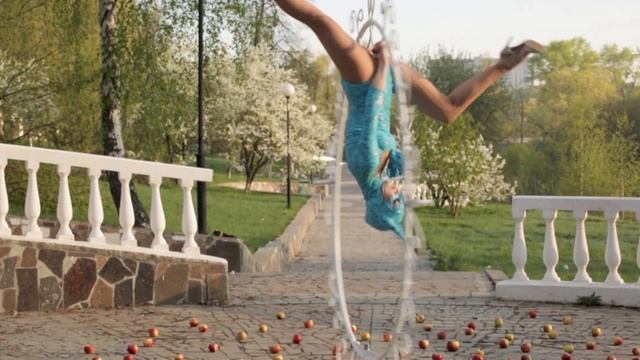 Партерное кольцо Зеркало Леди Вин смотреть онлайн