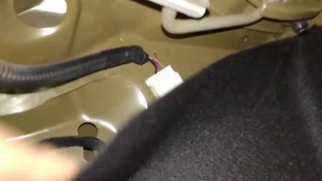 Не открывается багажник с кнопки берелка и кнопки из салона лачетти седан. Первая причина смотреть онлайн