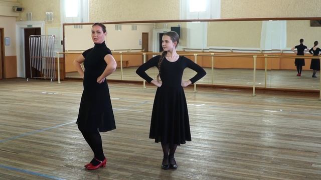 Как делать ключ в русском народном танце. Двойная дробь смотреть онлайн