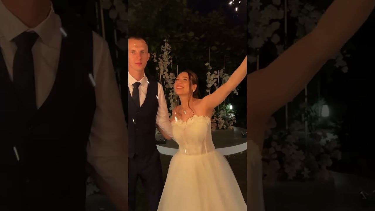 Фейерверк на свадьбу, бенгальские свечи большие , трилистники , холодные фонтаны 21.07.24 Жардин смотреть онлайн