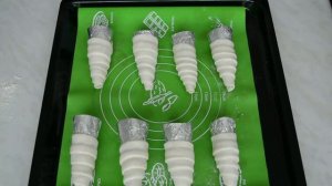 Слоеные трубочки с белковым кремом. Просто и очень вкусно. Конус для трубочек своими руками