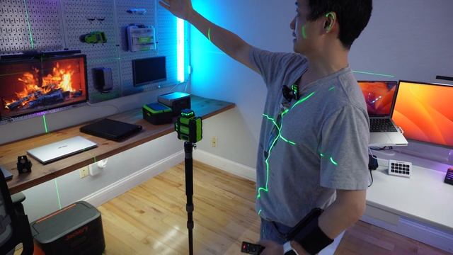 It covers the whole room! 360-degree view of the Huepar 3D Laser Level with 12 Lines (HM03CG) смотреть онлайн