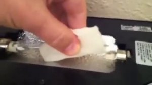 How to properly fit an R7s Double ended Halogen bulb into a socket