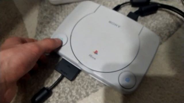 Купил привод для Sony PlayStation 1 с AliExpress и он оказался не рабочим.