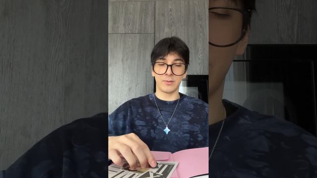 Распаковка моего первого альбома Stray Kids MAXIDENT смотреть онлайн