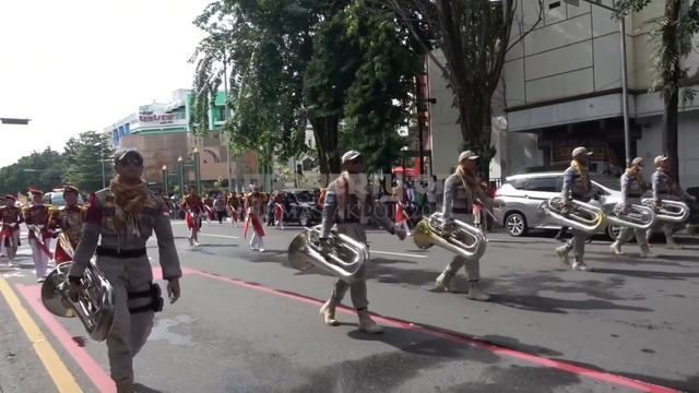 FULL || KIRAB DRUMCORPS PELOPOR CENDERAWASIH AKPOL DI KOTA SURAKARTA смотреть онлайн