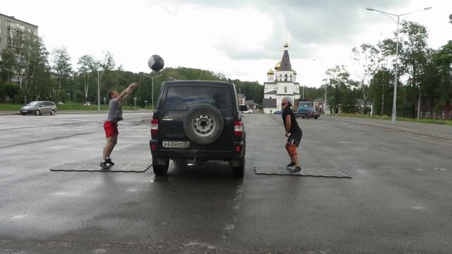 Гиря "Ка4". Броски медбола + берпи смотреть онлайн