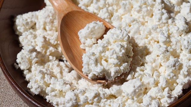 Чем кормить кошку? Самое правильное питание для кота! смотреть онлайн