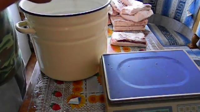 Засолка и копчение сала , грудинки . Мой рецепт . Часть 1 смотреть онлайн