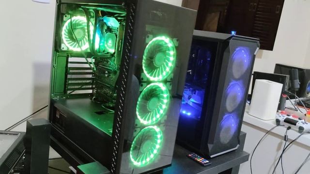 Fan RGB, frente em vidro ou mesh? смотреть онлайн