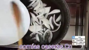 unas albóndigas con salsa de tomate 👍i cebolla muy fácil de hacer te ánimo acerlo