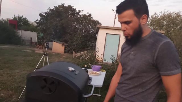 Стейк на угольном гриле смотреть онлайн