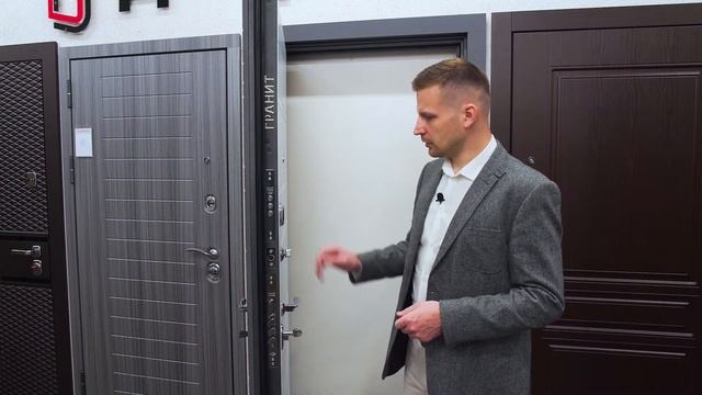 Дверь Гранит С9 - двухлистовая стальная дверь с замками Kale смотреть онлайн