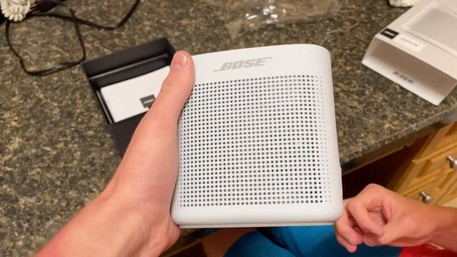BOSE Soundlink Color II Unboxing and Review смотреть онлайн