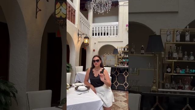 Hotel Villa Versace Miami #florida #miami #varsace #villaversace смотреть онлайн