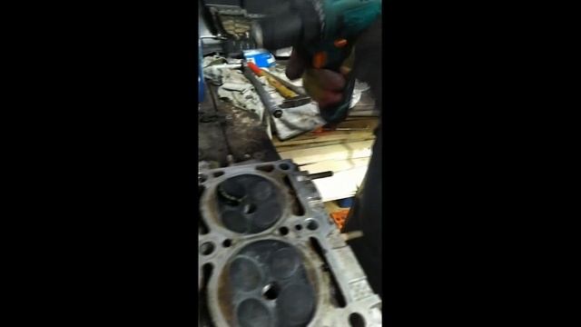Притираем Клапана Ремонт авто Лайфхак смотреть онлайн