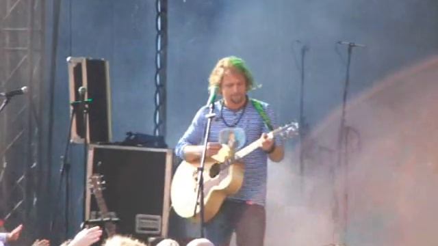 Tomáš Klus - VeSmiru na festivalu Hrady.cz - Točník 14.7.2012 смотреть онлайн