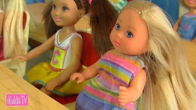 УЧИТЕЛЬ ФИЗКУЛЬТУРЫ НА ЗАМЕНЕ Барби #Школа Учительница Куклы Игрушки Для девочек смотреть онлайн