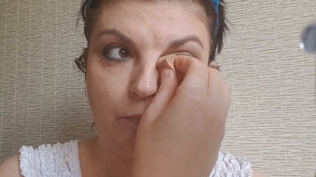 Макияж с тенями 