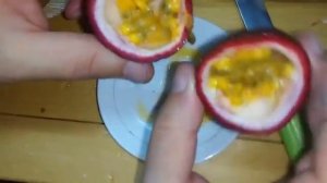 Маракуйя| Как растет, как выглядит, как есть, цена в Нячанге