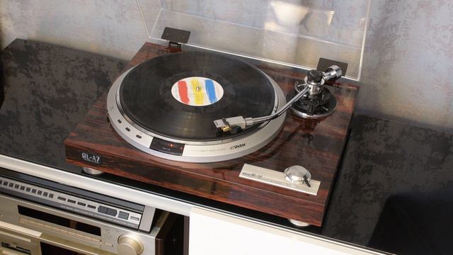 Проигрыватель винила Victor QL-A7 (17) смотреть онлайн