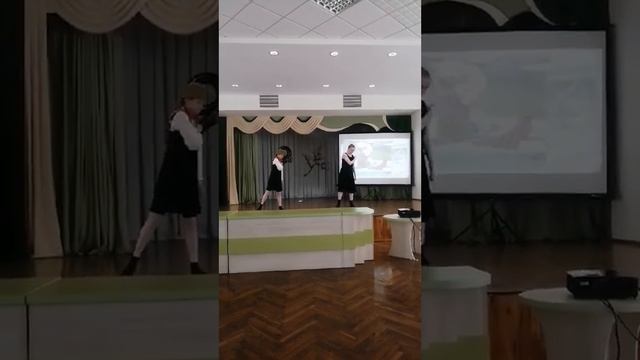 Месяц май/дочь возвращается домой ? смотреть онлайн