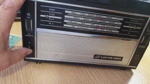 Переносная радиола Мрия-301