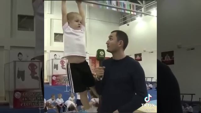 Тяжело пацану. смотреть онлайн