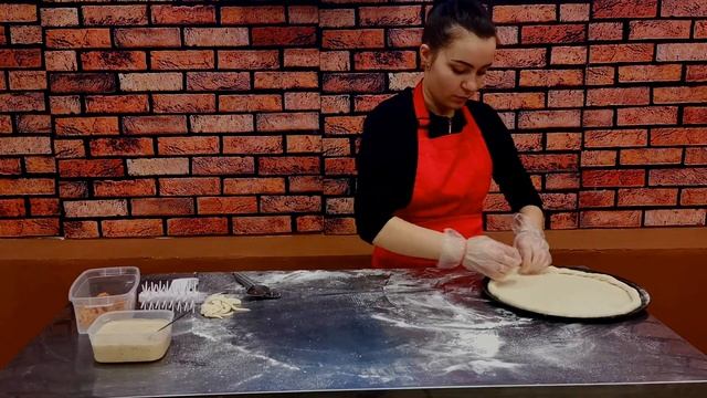 Супер пицца за 5 минут Рецепт для лентяев #пиццаза5минут #цезарь смотреть онлайн