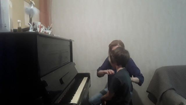 Урок фортепиано с Максимом 2 полугодие 1 класса Урок №3 Преп. Е. Олёрская. смотреть онлайн