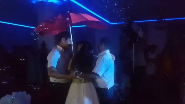 Юбилей 40 лет, супер вальс в Алмате) смотреть онлайн