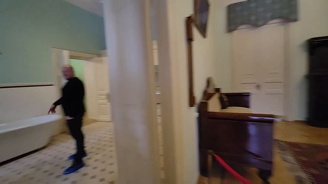 Музей-усадьба "Горки" и "Кабинет и квартира Ленина в Кремле" смотреть онлайн