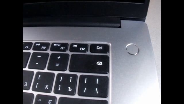 HUAWEI MateBook D15 (2022) смотреть онлайн