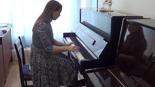 Родионова Ольга, И. Гайдн "Сонатина" (III ч.) смотреть онлайн