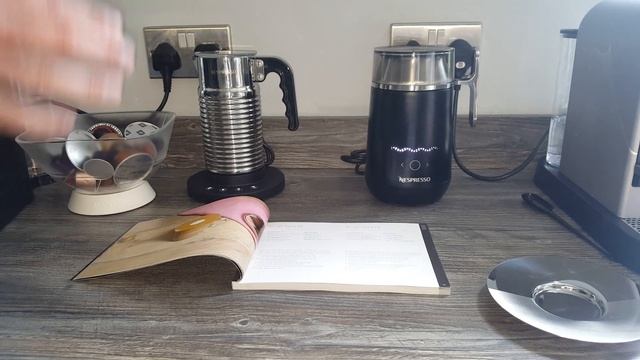 How To Make A Flat White With Nespresso Barista Recipe Maker | Nespresso Coffee Recipes