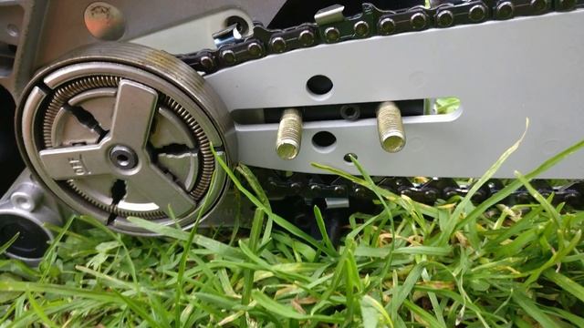 Итальянская пила с китайским акцентом))) Бензопила Oleo mac 56 (олео мак).Часть_1, сборка.... смотреть онлайн