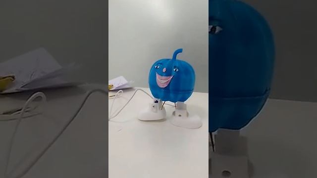 Mr. Pumpkin, this is dancing Robot using python raspberry Pi 4, artificial Intelligence смотреть онлайн