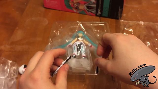 [ Figma ] No.8 - Hatsune Miku - Racing Miku 2013