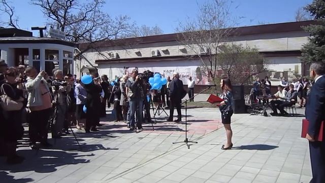 Церемония открытия памятника трамваю. (Волгоград, 19.04.2013) (3/3) смотреть онлайн