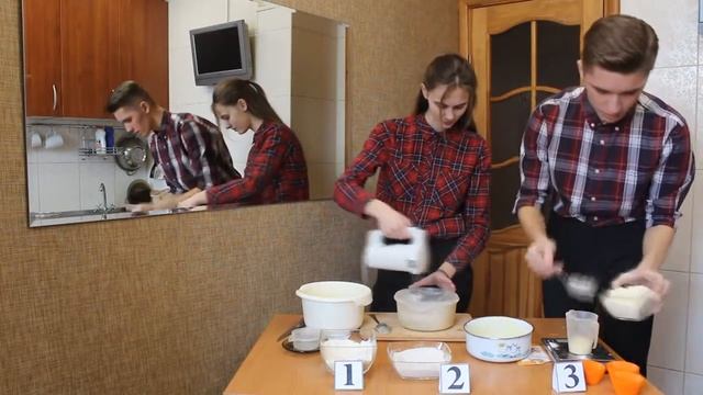 Готовим кексы. Тестируем муку. смотреть онлайн